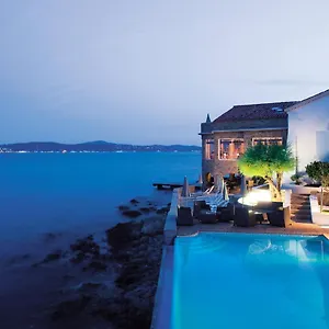 La Belle Aurore - Les Collectionneurs 4*, Sainte-Maxime France